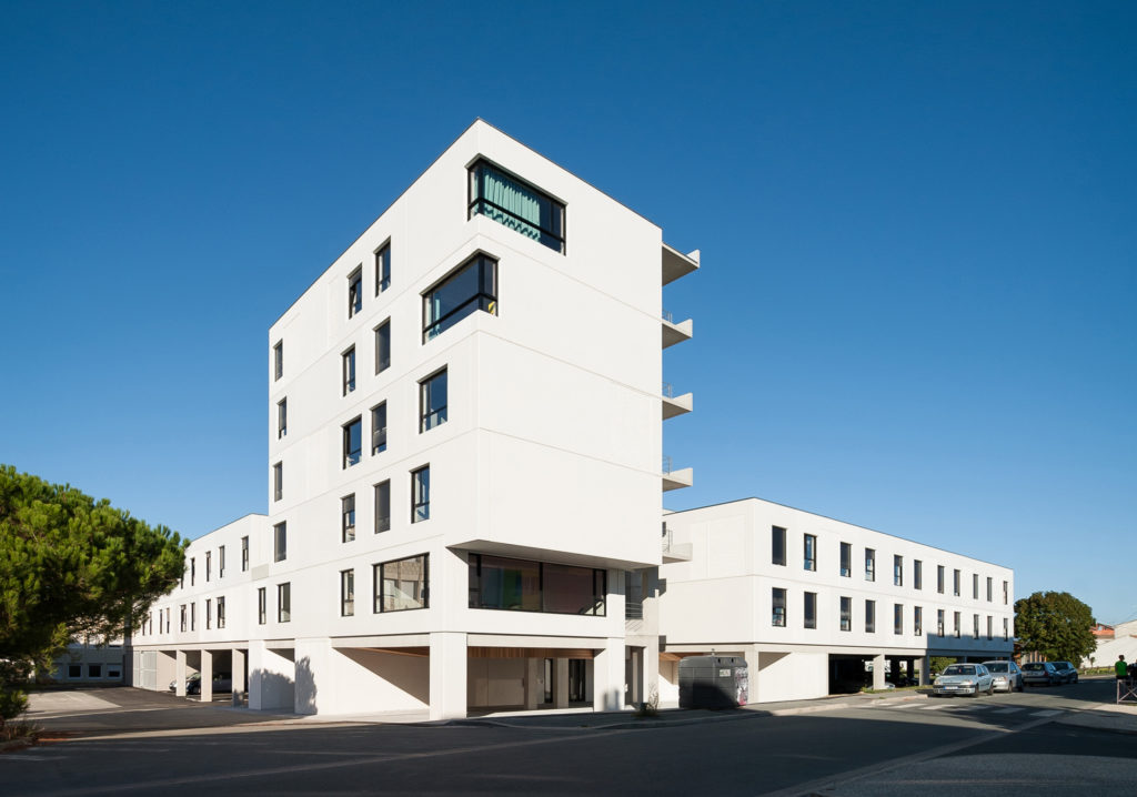 AZIYADE_logements_sociaux_réalisation_Hobo_CIR_PREFA_La Rochelle_Crous Poitiers