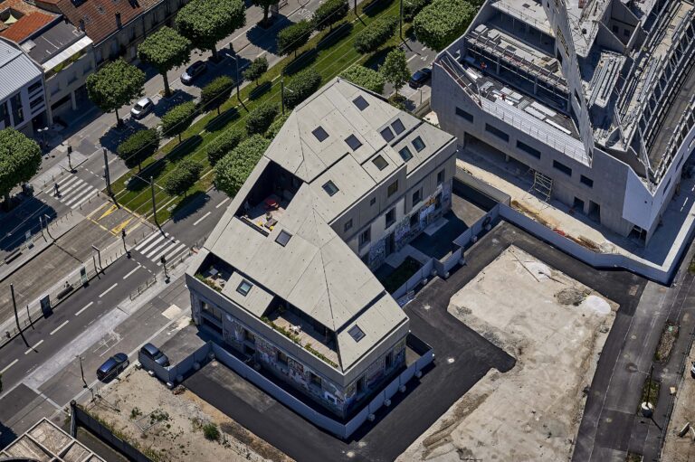 BORD'HA_bureaux_logements_réhabilitation_réalisation_Hobo_CIR_PREFA_Bordeaux