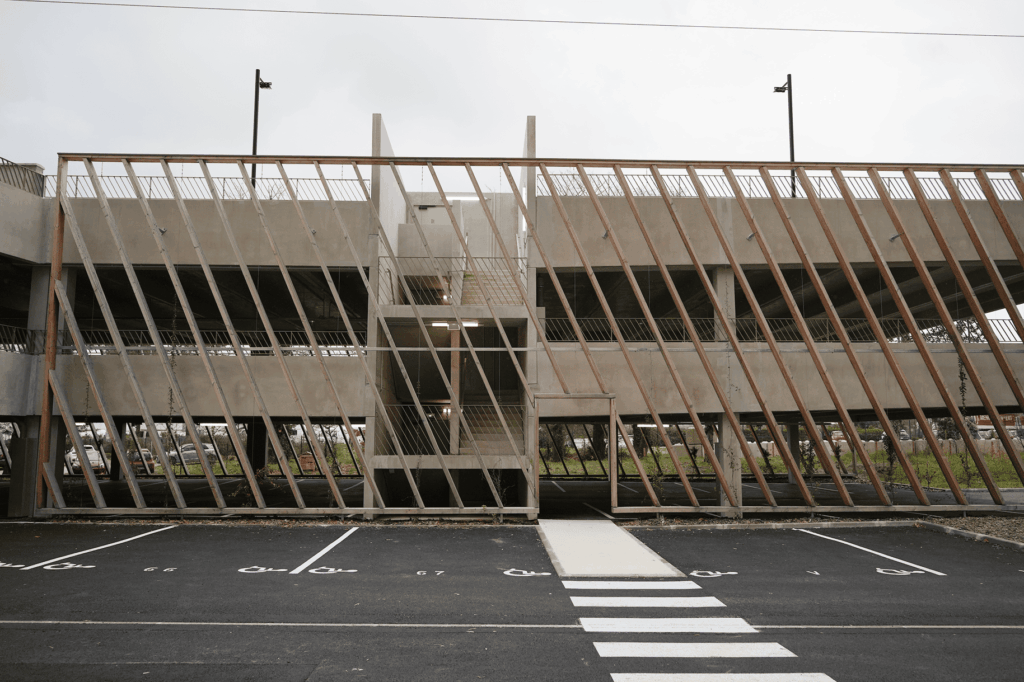 Madera_Merignac_realisation_CIR_PREFA_construction_bureaux_parking_BLP4