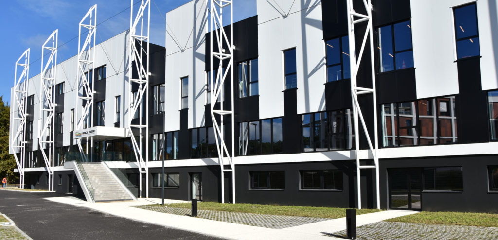 Medical_stadium_merignac_realisation_BPM_Architectes_CIR_PREFA3