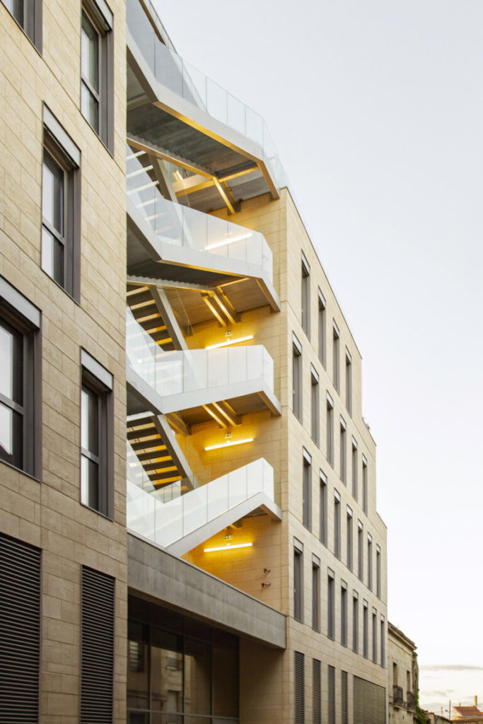 Upsilon_Bordeaux_réalisation_immeuble_mixte_bureaux_logements_CIR_PREFA_HOBO2