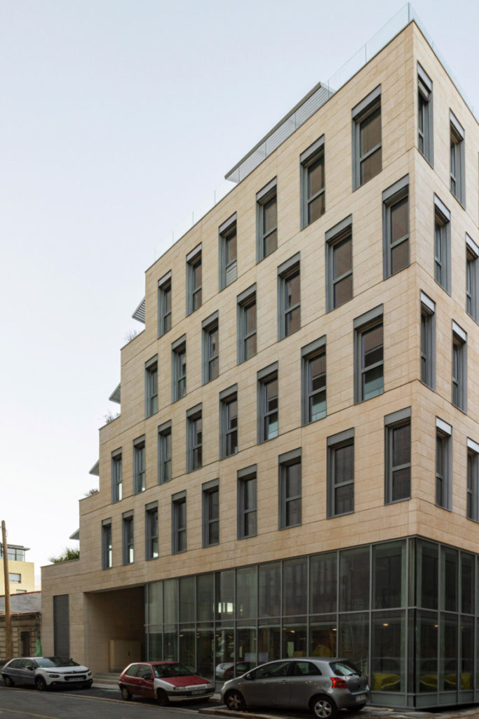 Upsilon_Bordeaux_réalisation_immeuble_mixte_bureaux_logements_CIR_PREFA_HOBO3